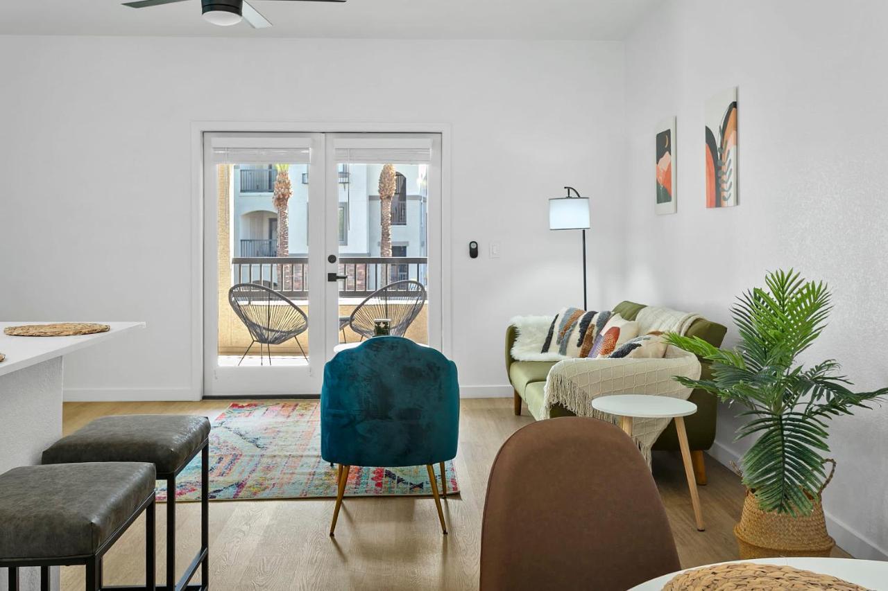 Cozysuites Glendale By The Stadium With Pool 03 エクステリア 写真
