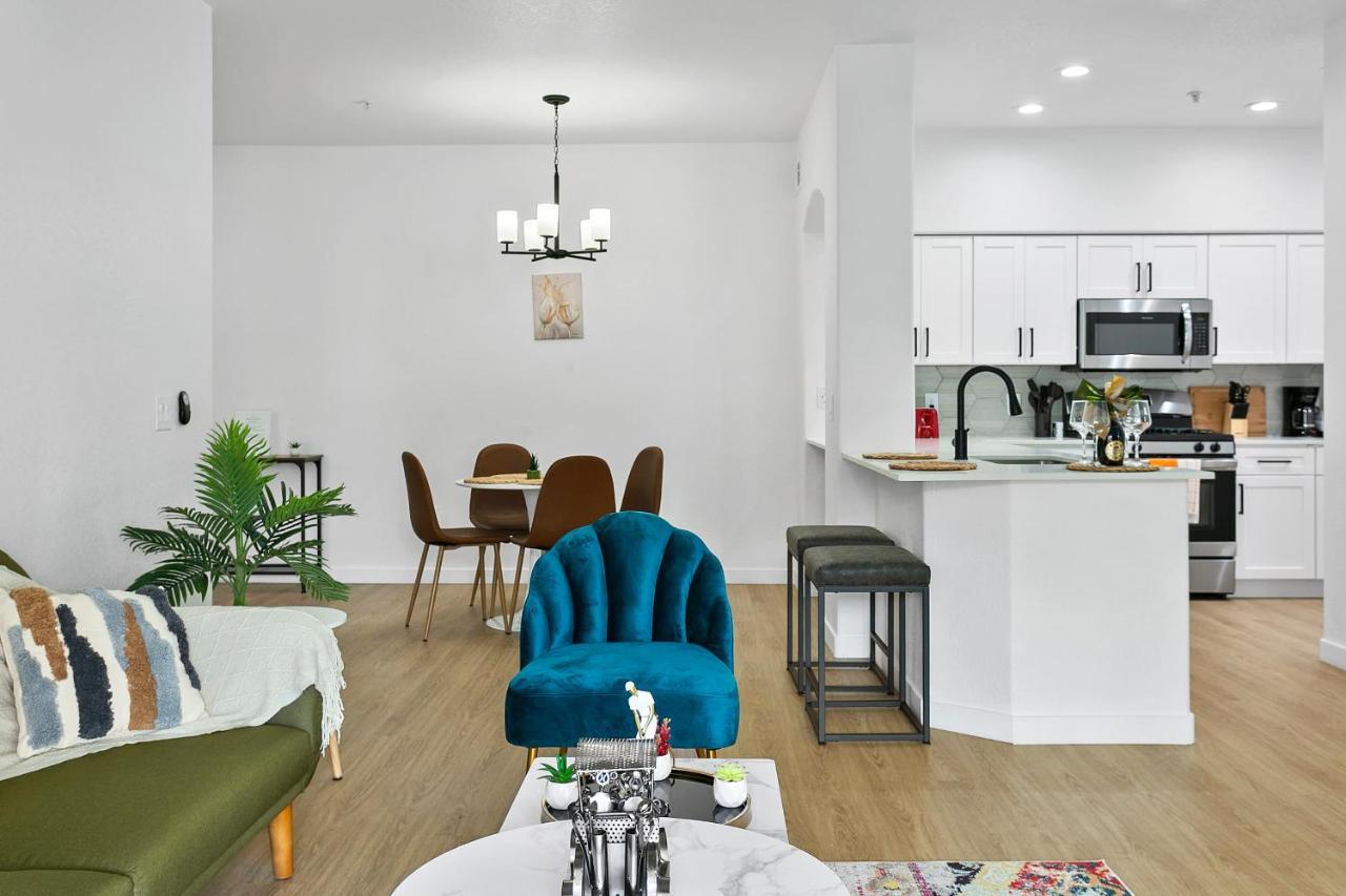 Cozysuites Glendale By The Stadium With Pool 03 エクステリア 写真