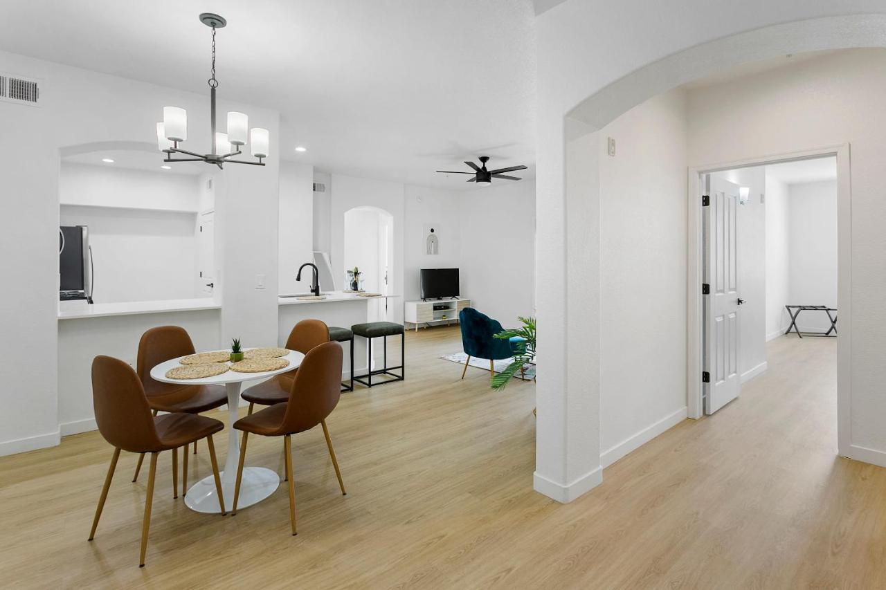 Cozysuites Glendale By The Stadium With Pool 03 エクステリア 写真