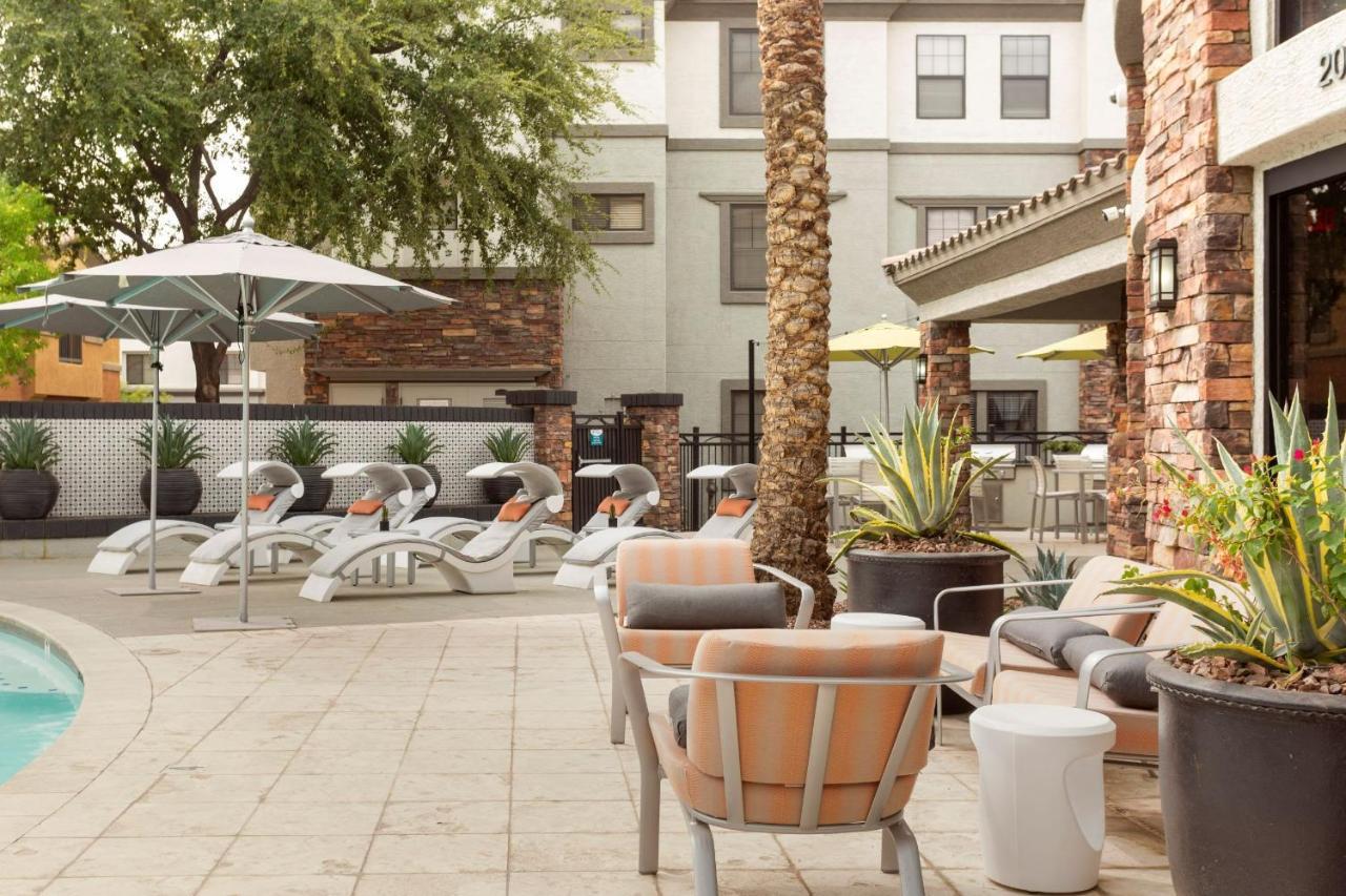 Cozysuites Glendale By The Stadium With Pool 03 エクステリア 写真