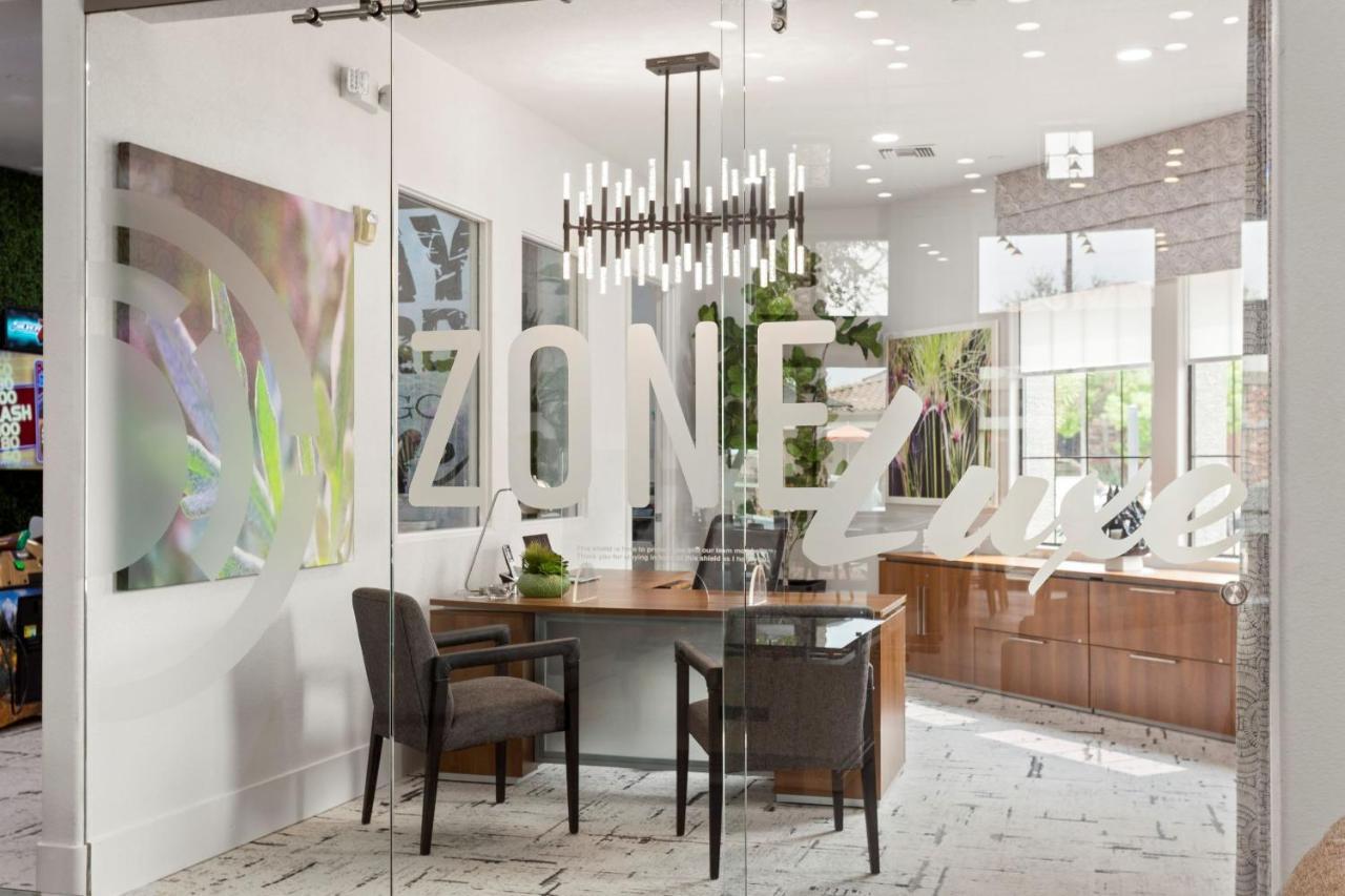Cozysuites Glendale By The Stadium With Pool 03 エクステリア 写真