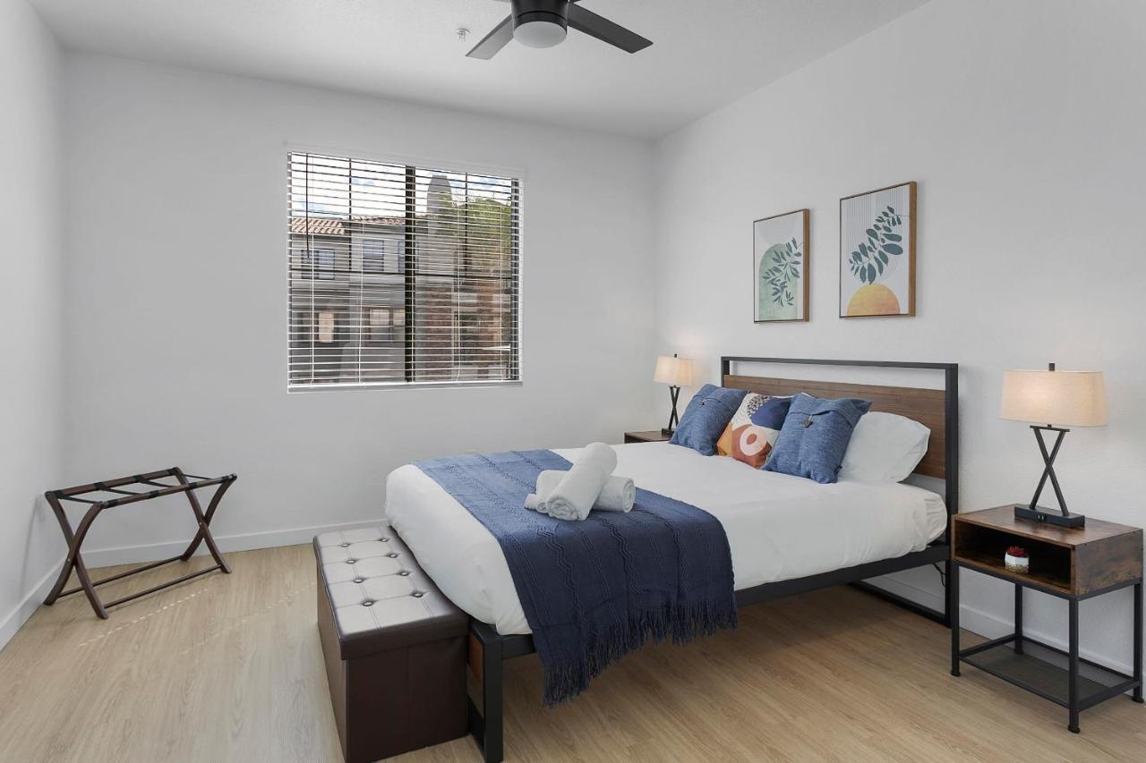 Cozysuites Glendale By The Stadium With Pool 03 エクステリア 写真